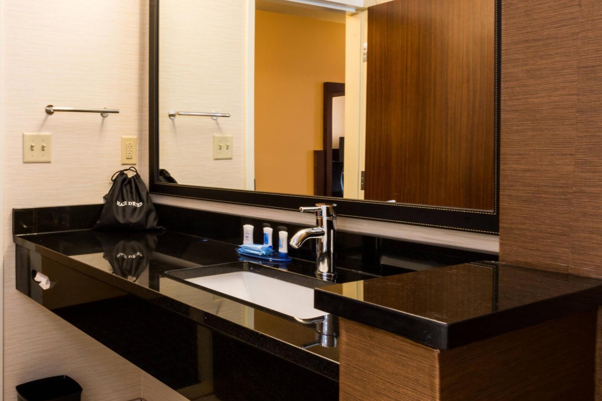 Fairfield Inn & Suites By Marriott Atmore Bagian luar foto